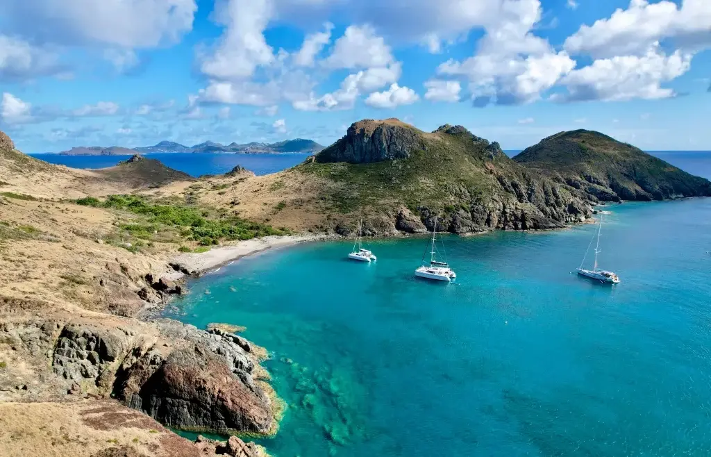 Célébrer une occasion spéciale à bord d'un yacht privé aux Caraïbes